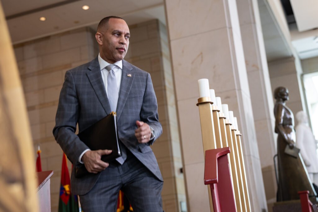 Hakeem Jeffries finally gets a signature win