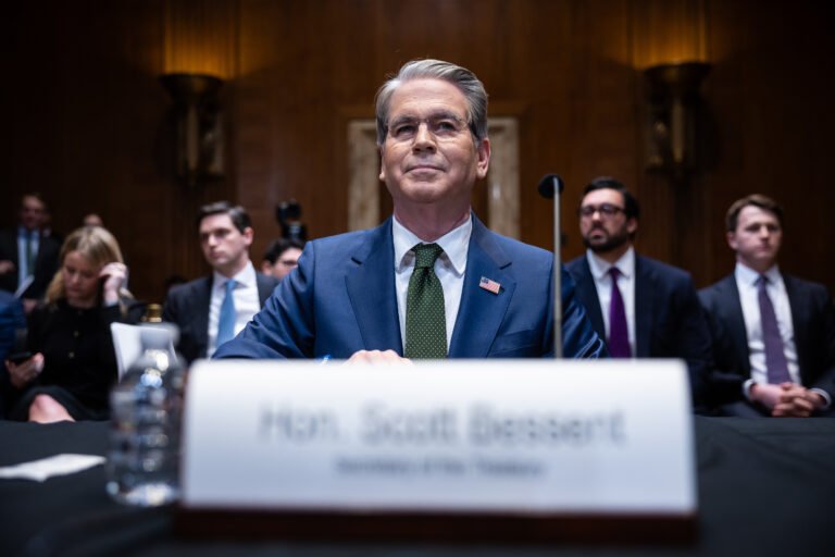 ‘I think the conflict will end’: Trump officials temper gas-price predictions