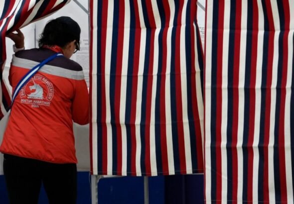 Democrats still have the edge heading into the Midterms