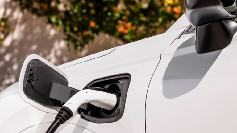 AI Could Help EVs Fast-Charge Without Killing Battery Life