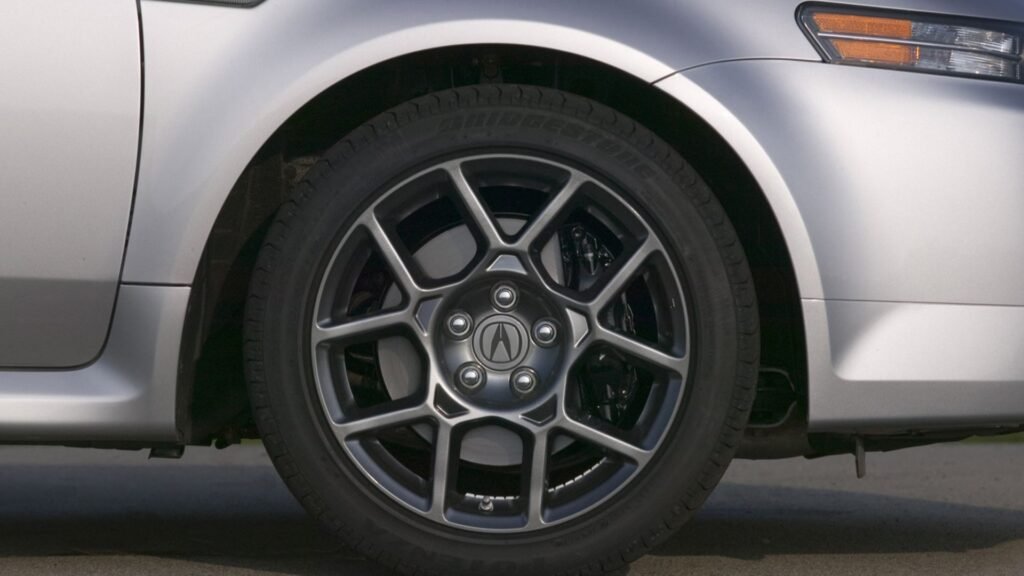 Acura Once Made The Perfect Office-Commute Sleeper Sedan
