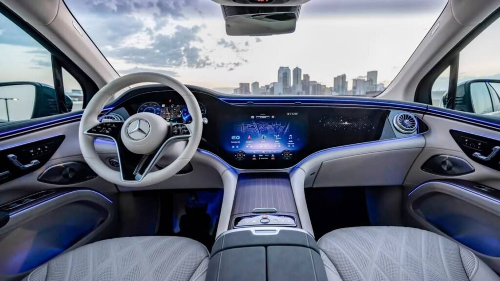 The Smartphone On Wheels Approach Has Been Frustrating Drivers For 10 Years