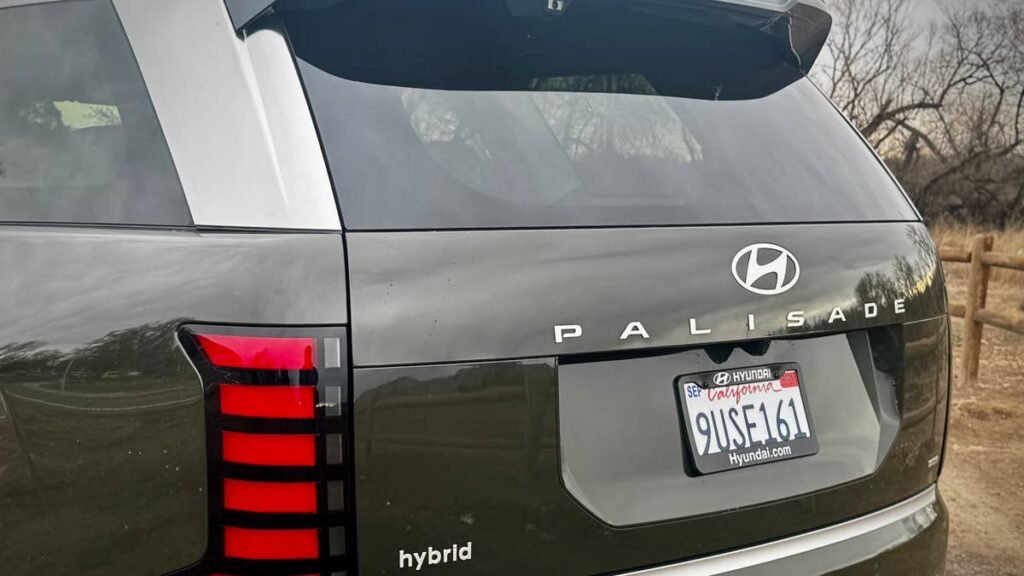 Hybrids Are Now the Fastest Selling Cars In The U.S.