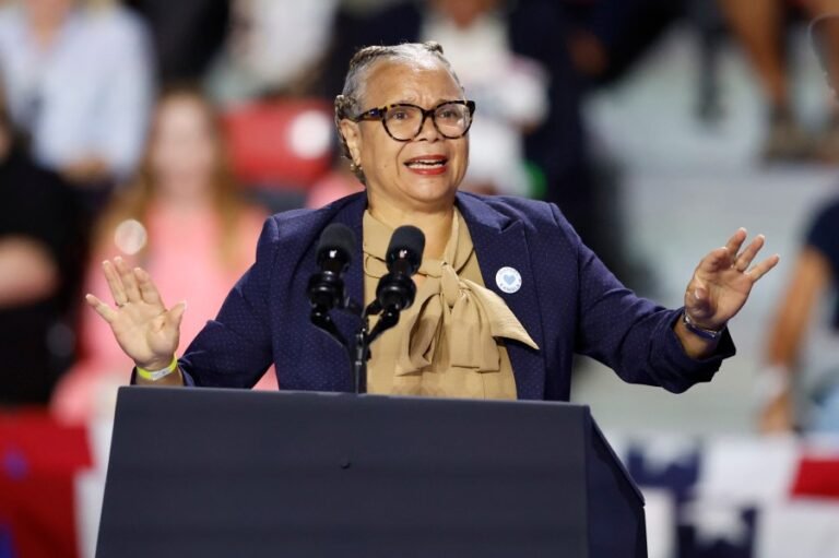 'It is time': Charlotte Mayor Vi Lyles to resign at the end of June