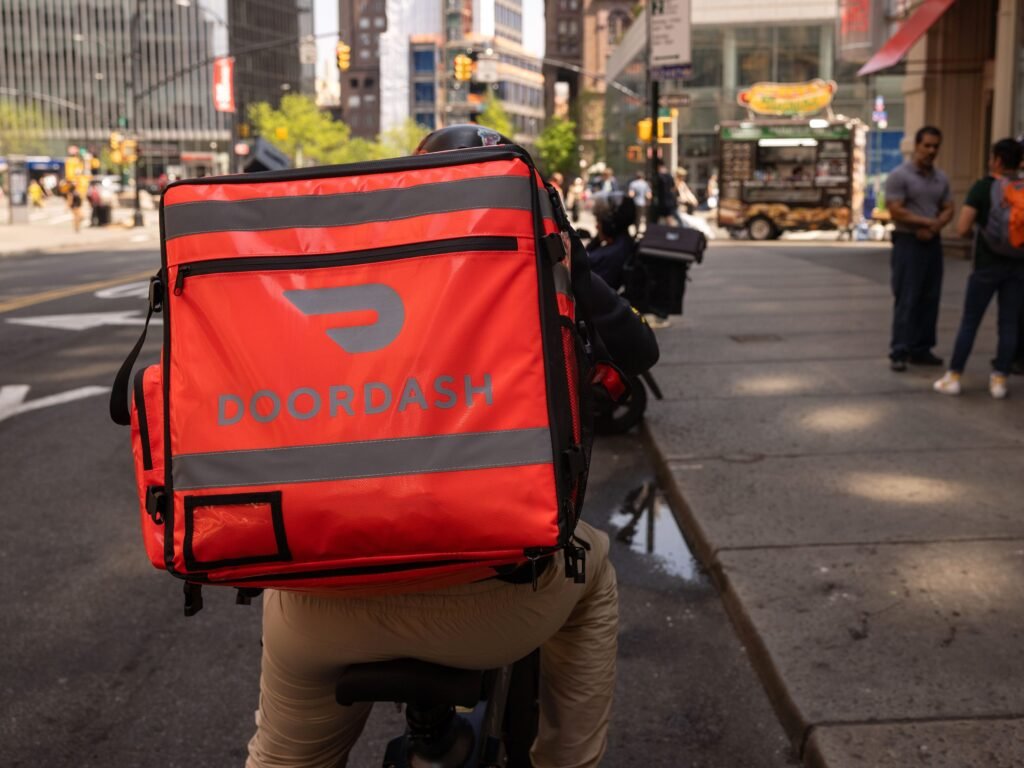 DoorDash is hiring a 'fight promoter meets growth hacker' to target the 'terminally online' on X for $200,000 a year