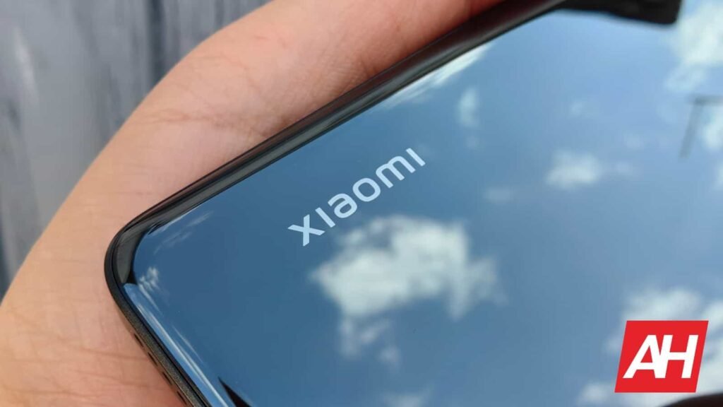 Xiaomi Is Joining the Wide Foldable Race to Compete With the iPhone Ultra