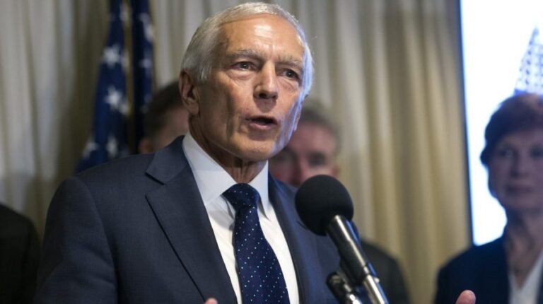 Former NATO commander: US, Iran in 'game of chicken' over Strait of Hormuz