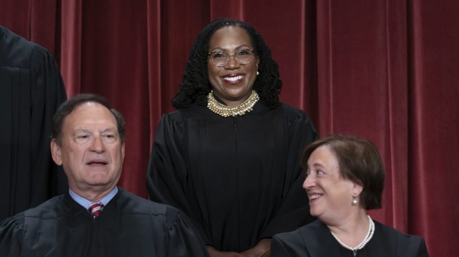 Alito, Jackson spar as Supreme Court speeds up Louisiana redistricting judgment