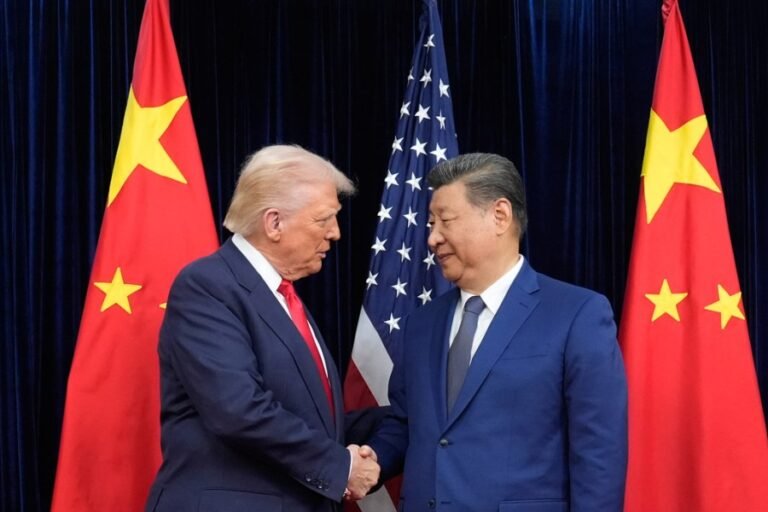 Gulf crisis weakens Trump's hand in his coming talks with Xi