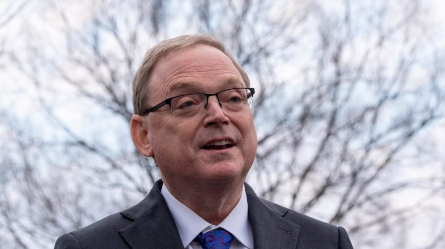 Hassett: Energy prices will drop 'like nothing you've ever seen before' when strait is reopened
