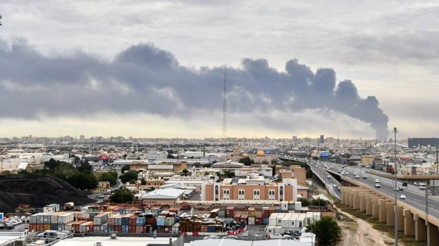 Oil prices dip amid reports of tentative US-Iran deal