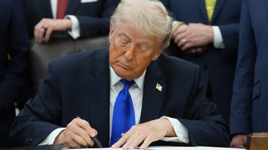 Trump signs bill ending record shutdown