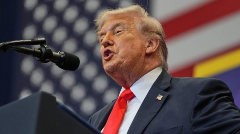 Watch live: Trump participates in small business summit