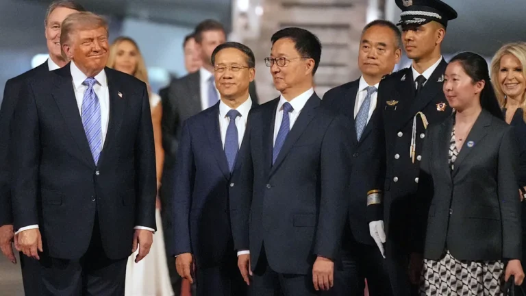 China’s Xi Jinping gives Trump a warning on Taiwan at Beijing summit