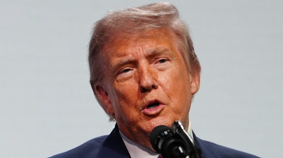 Watch live: Trump gives remarks at congressional picnic