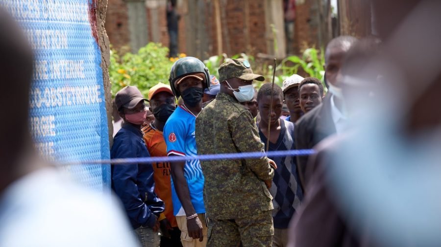 Former CDC epidemiologist: Ebola outbreak 'will get worse before it gets better'