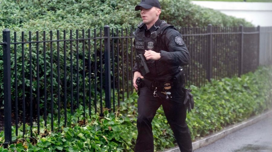 Secret Service respond after sounds of gunfire heard at White House