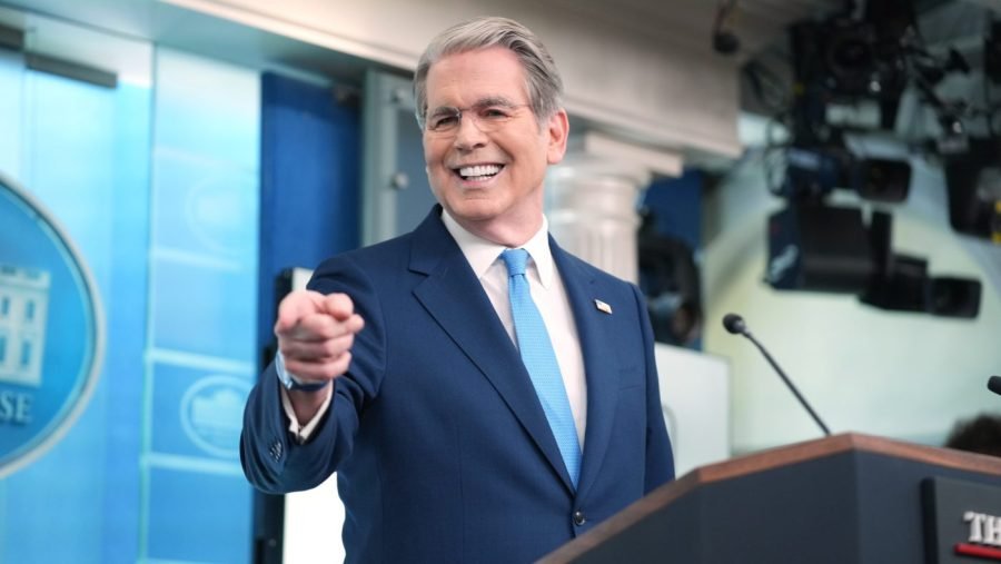 Bessent fields 2028 question in light of taking over White House briefing