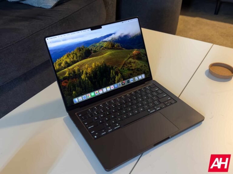 Apple's MacBook Pro Privacy Display Could Arrive Way Sooner Than Anyone Expected