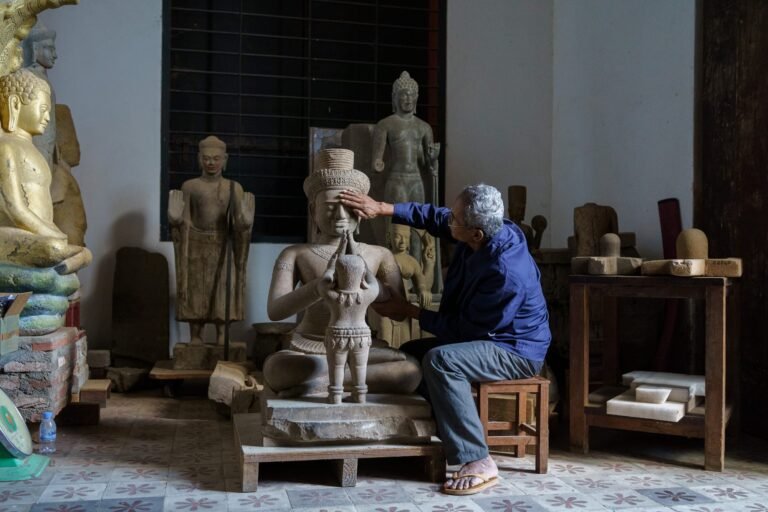 The Looter Who Built Your Favorite Museum