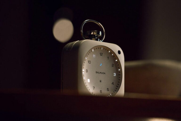 This Alarm Clock Coheres Past and Present in a Pithy Package