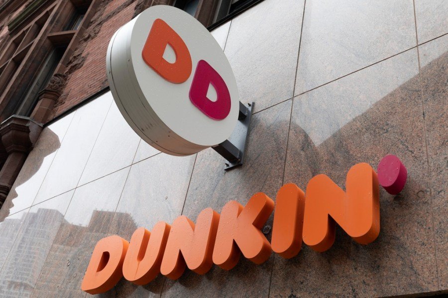 Dunkin’ giving away 1 million free coffees today: How to get one