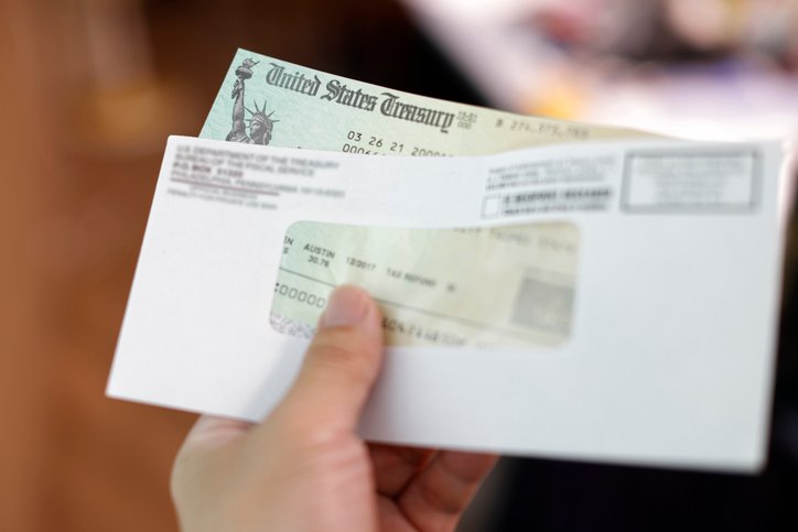 Millions may qualify for 'significant' IRS refunds from COVID-era, but deadline looms: Advocate