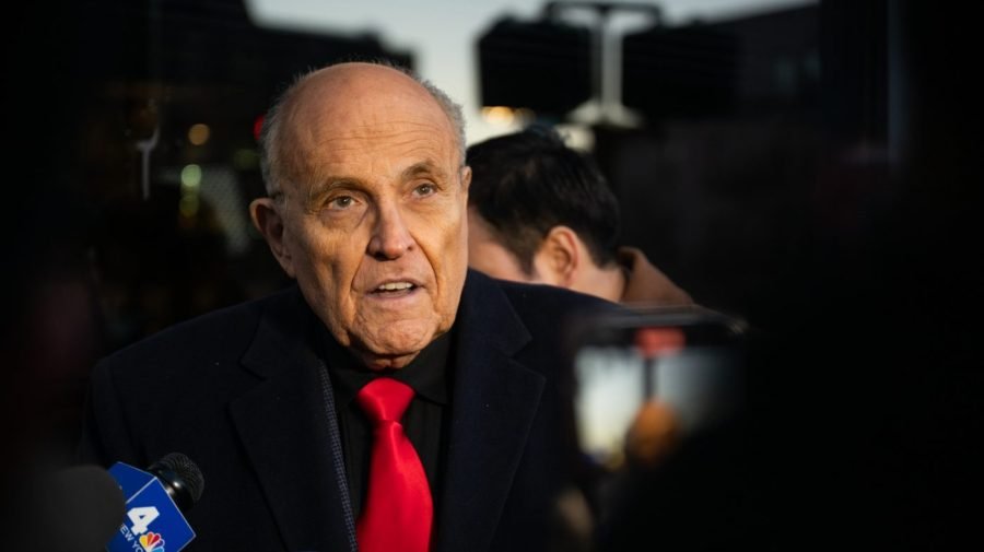 Giuliani in critical condition, recovering from pneumonia