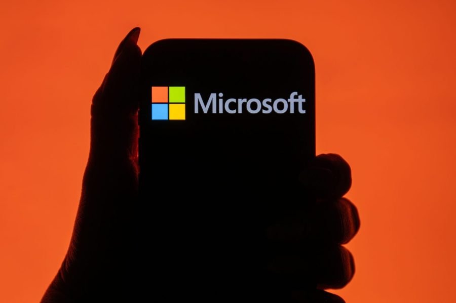 Cyber attackers are hijacking Microsoft Outlook, Teams and 365 log-ins, FBI says