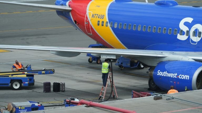 Wartime oil prices cause turbulence for flights: When will US feel the pinch?