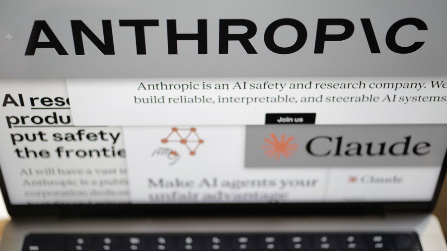Appeals court hears Anthropic's Pentagon AI suit
