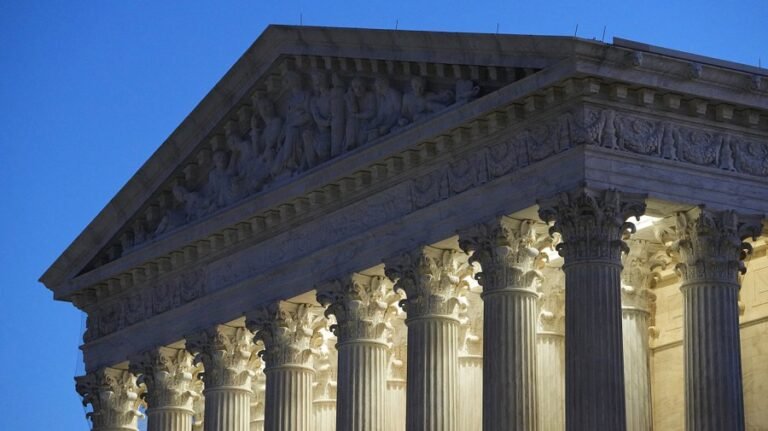 Louisiana map, abortion send Supreme Court emergency docket roaring back