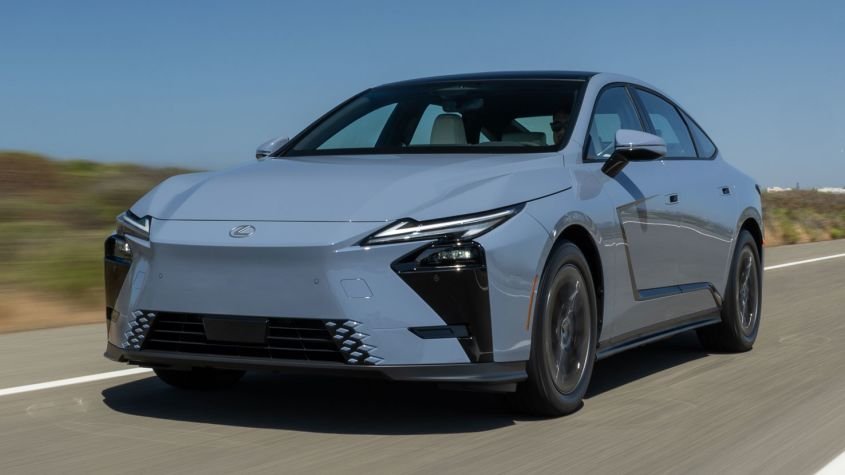 New Lexus ES 2026 - pictures