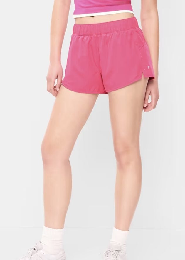 Old Navy Women’s Mid-Rise StretchTech Run Shorts only $9.99 today!