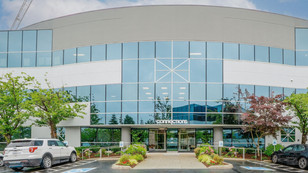 The Roxborough Group Sells Corporate Campus Building in Kirkland for $32M