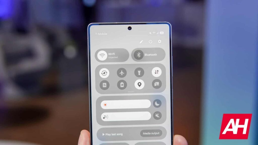 One UI 8.5 Causing Annoying Contrast Shift Bug While Playing Videos on Galaxy Phones