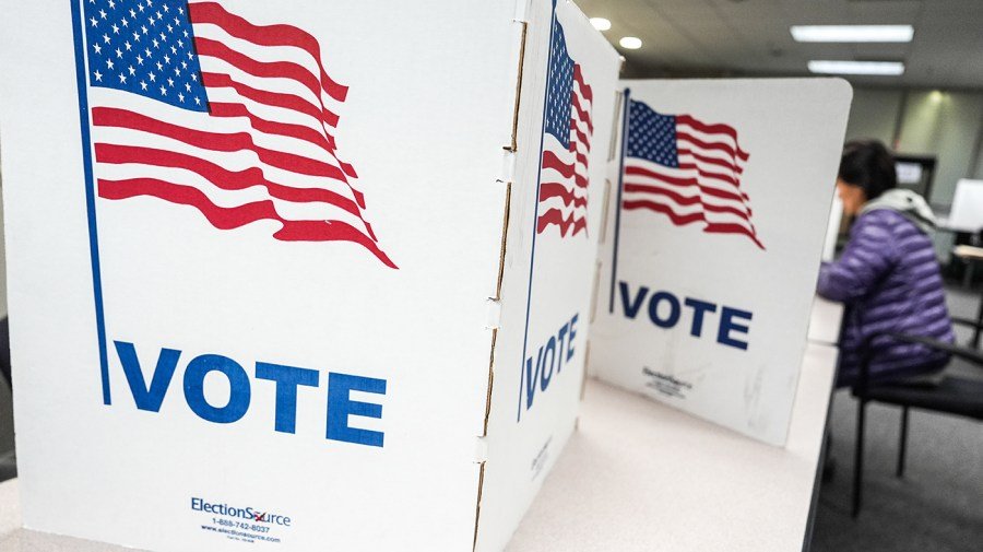 Ocasio-Cortez, Rubio top poll of 2028 presidential contenders 