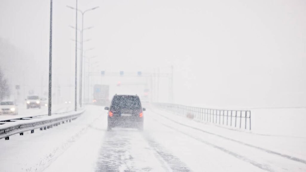 Winter Storm Warning: 13 Inches of Snow With 90 MPH Winds Coming This Weekend