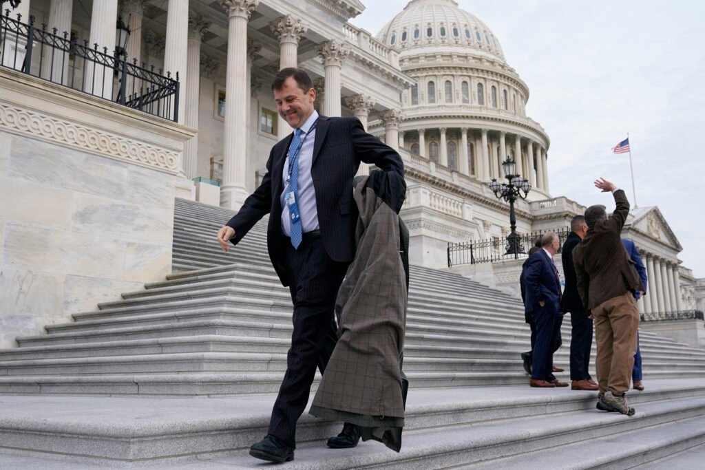 Absent congressmember Tom Kean Jr. starts working the phone