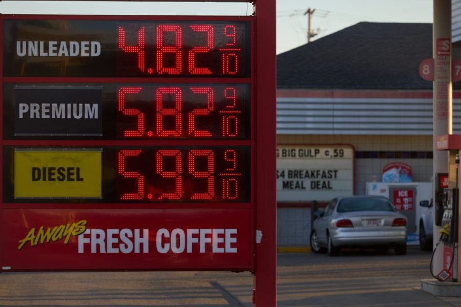 How much would suspending the federal gas tax save drivers?