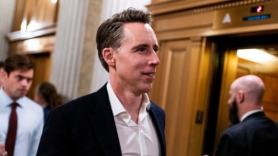 Hawley to introduce bill suspending 18.4-cent-a gallon gas tax