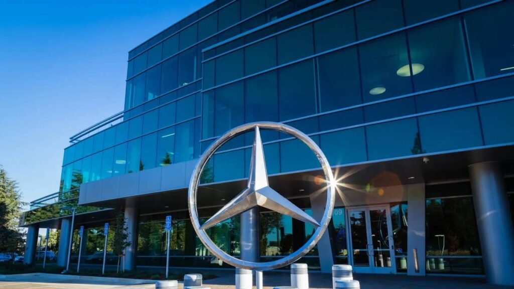 Mercedes-Benz Is Closing Down a California Engineering Hub After 29 Years