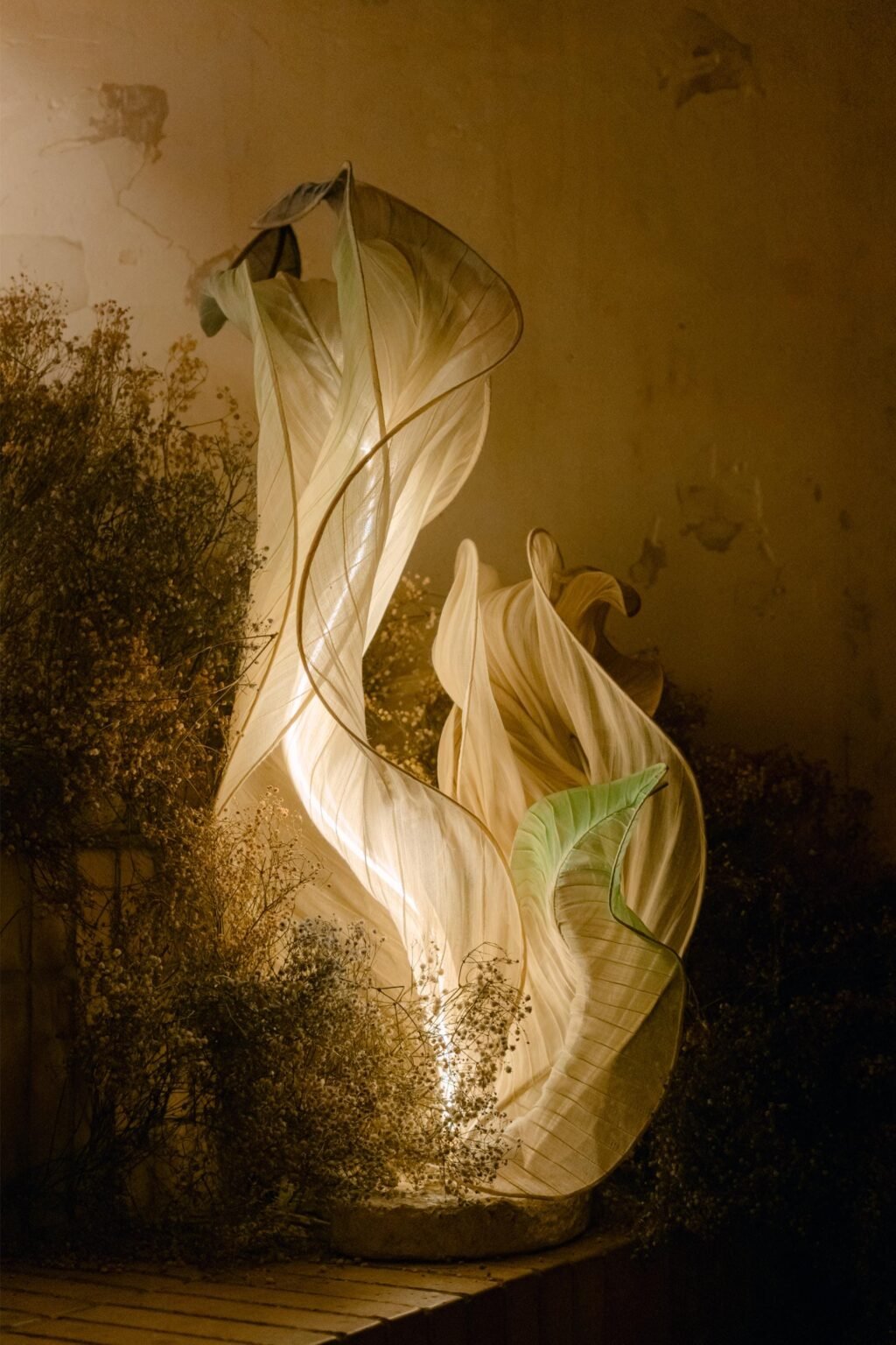 Mirei Monticelli’s Hand-Woven Banana Leaf Lamps Swell Between Material and Movement