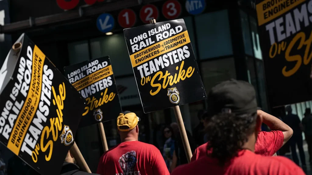 LIRR strike update: New York City faces historic travel disruptions as workweek begins. Here’s the latest