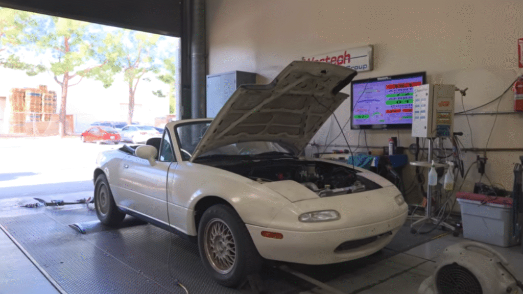 This Single-Rotor Turbo Mazda Miata Makes More Power Than It Has Any Right To