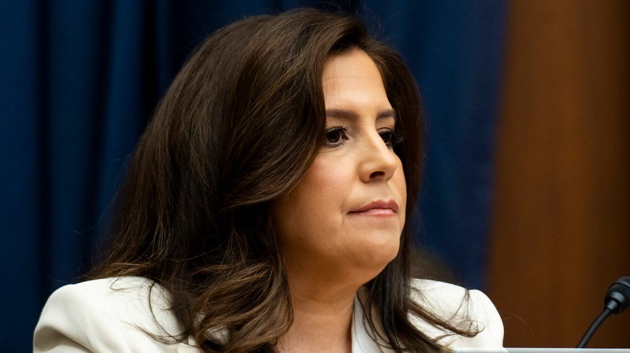 GOP senator floats Stefanik to replace Gabbard as DNI