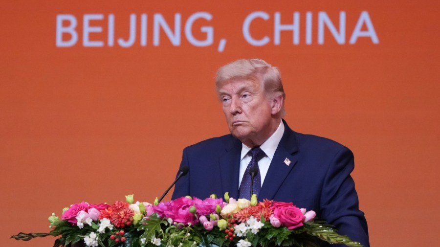 Trump says China agreed to buy soybeans, energy, Boeing jets