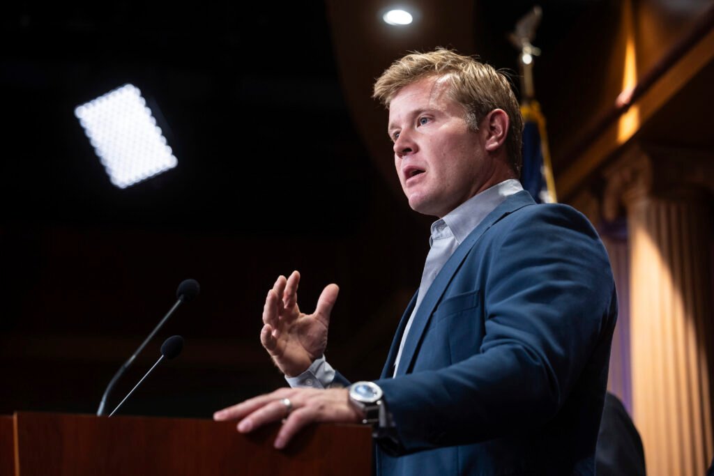 Montana senator asks for review of NIH lab studying deadly pathogens