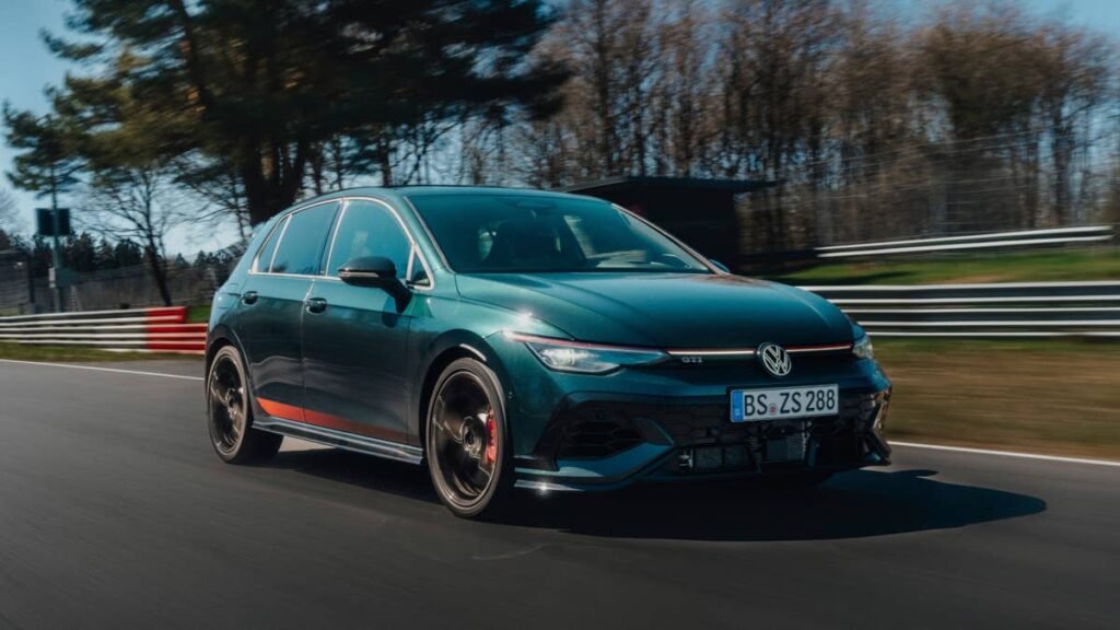 Volkswagen Golf GTI Takes Civic Type R’s Nürburgring Record and Matches Pagani Zonda