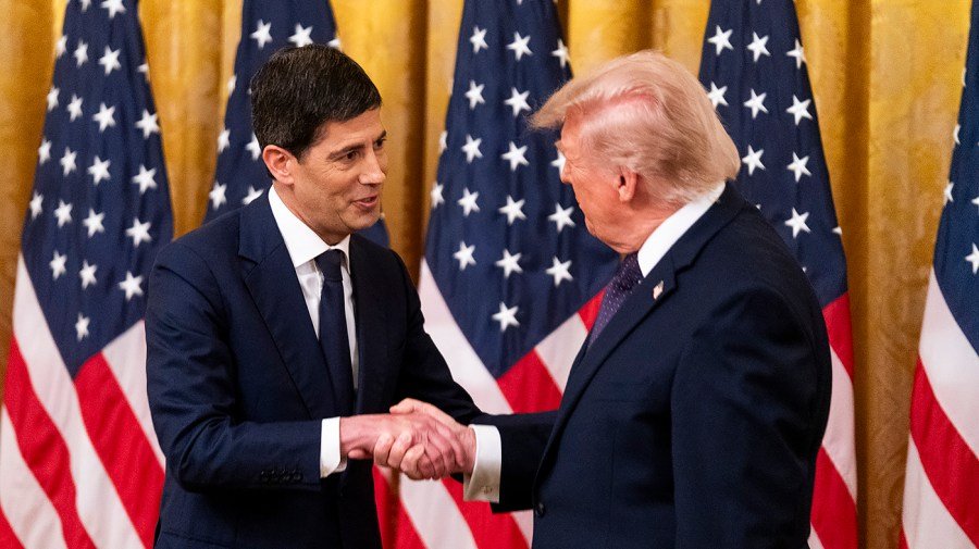 Warsh sworn in as Fed chief